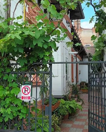 Casa Liveni * Bucarest
