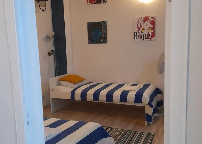 Casa Liveni * Bucareste